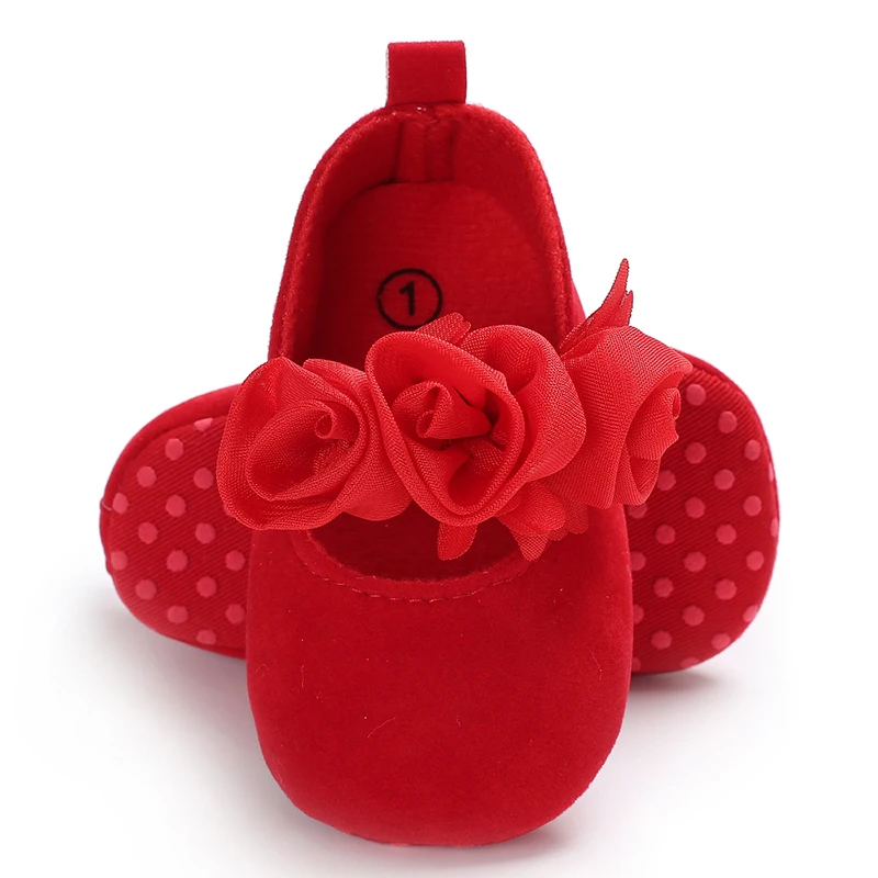 Baby Shoes Cute Baby Sweet Princess Style 0-1 Year Old Non slip Fabric Sole Newborn Red Holiday Walking Shoes 2026 New Ins Super